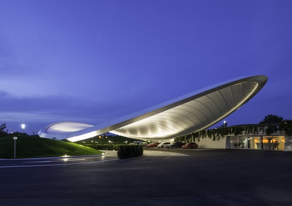 Dachtragwerk Kundendienstcenter Autostadt