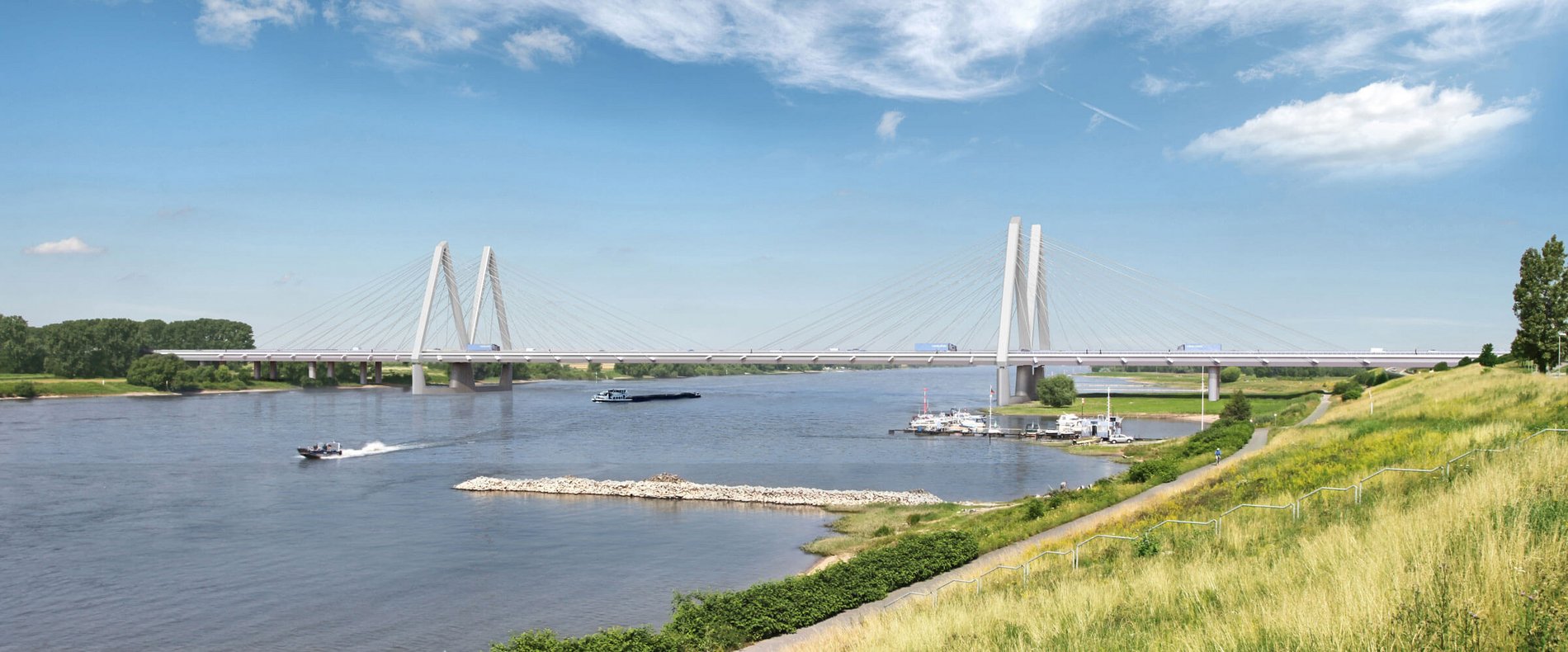 Weitaufnahme der Leverkusener Rheinbrücke mit Rhein und grüner Uferlandschaft