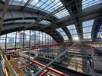 Blick in die Gleishallen