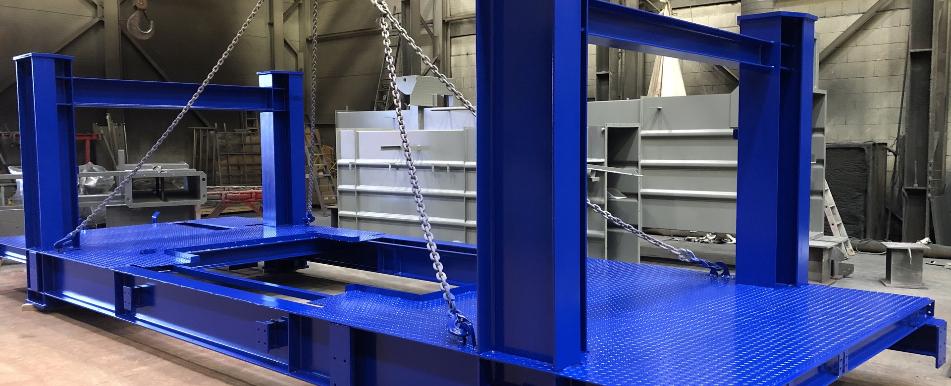 Blauer Ladungsträger bzw. Transportgestell